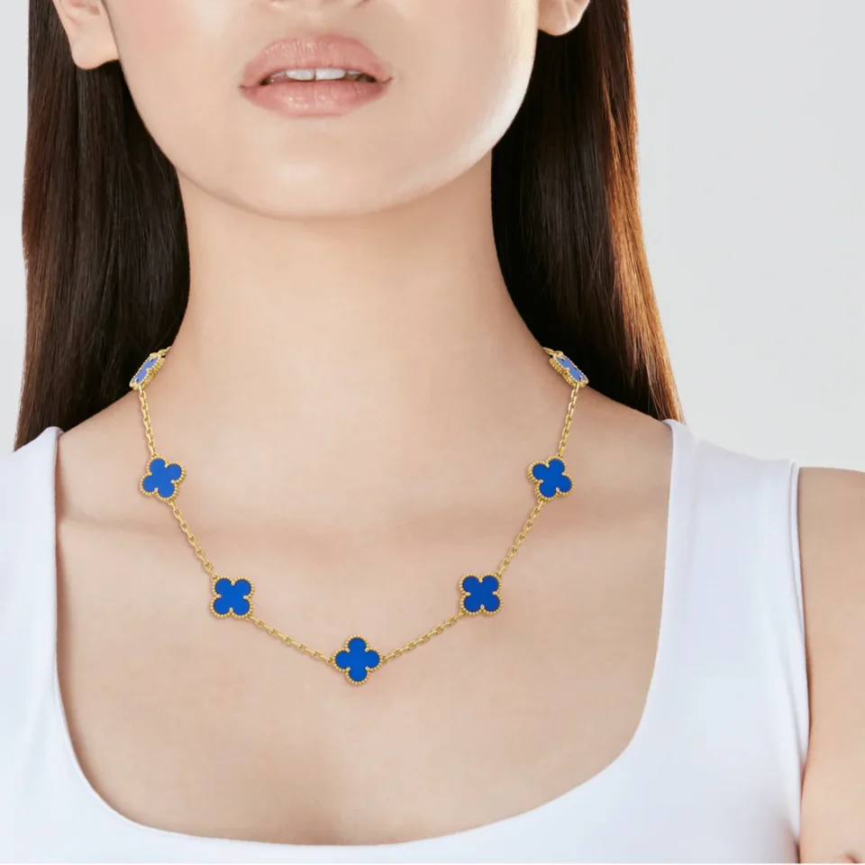 Van Cleef & Arpels zelta rotaslietas: franču greznības simbols