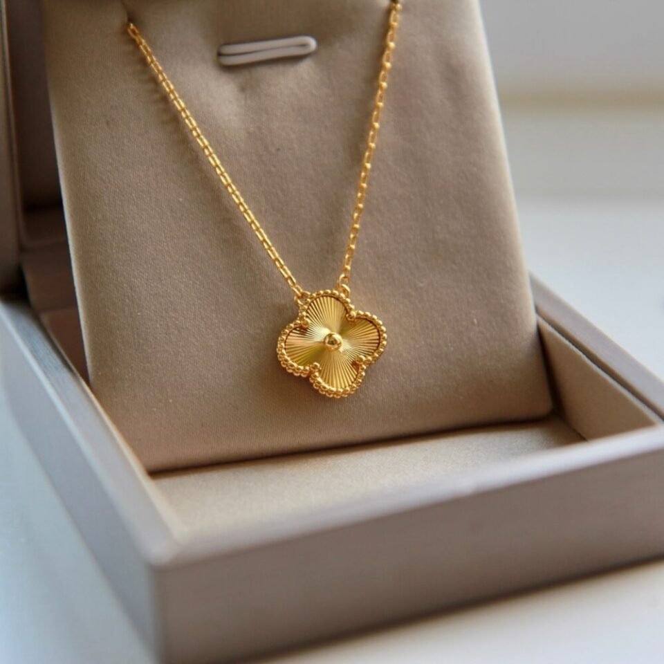 Biżuteria vintage Van Cleef