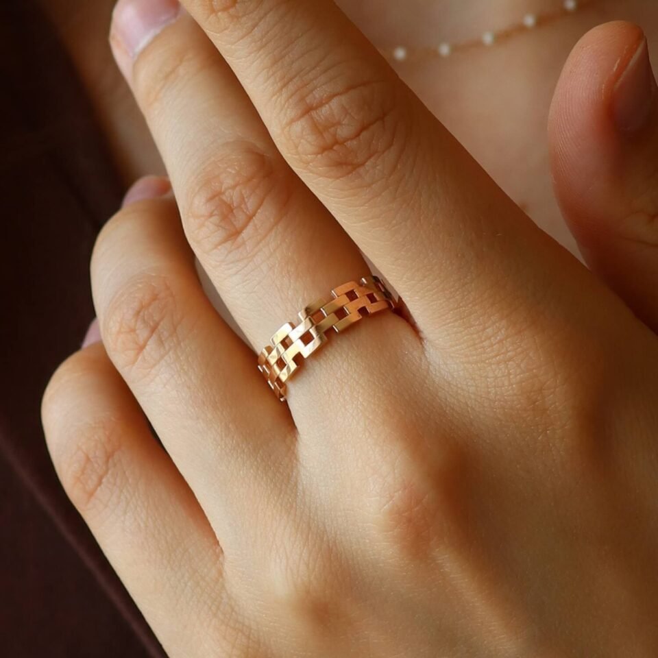 Золотое кольцо (размер 18)