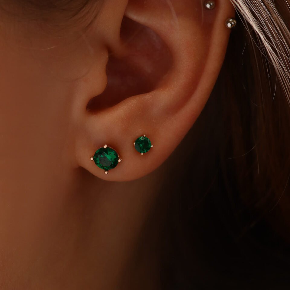 маленькие золотые серьги с виноградными лозами