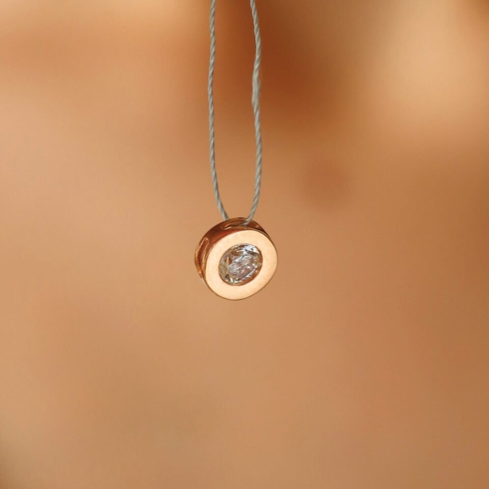 Kuldne ripats "Silm"